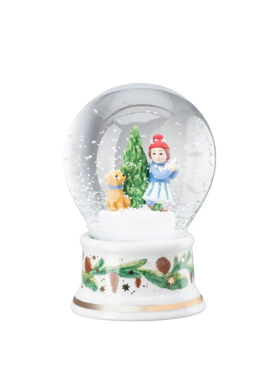 hutschenreuther-sammelkollektion-2025-weihnachtsspiele-schneekugel-12-cm image 1