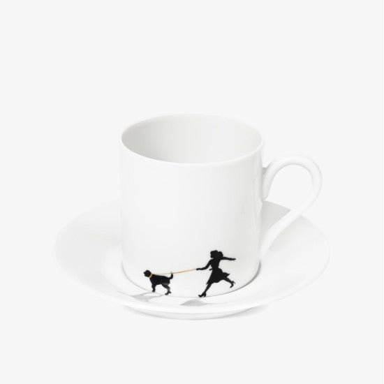 augarten-espressotasse-frau-mit-hund-dekor-menschen-von-franz-pleininger image 1