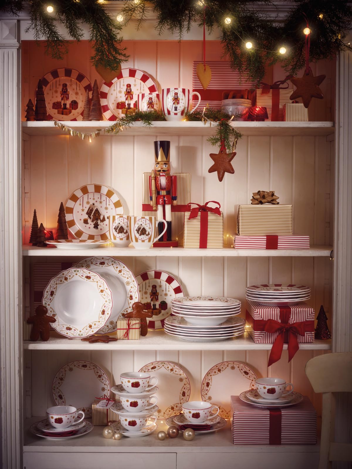 hutschenreuther-christmas-love-espresso-obertasse-0-10-l-porzellan-rot-beige image 4
