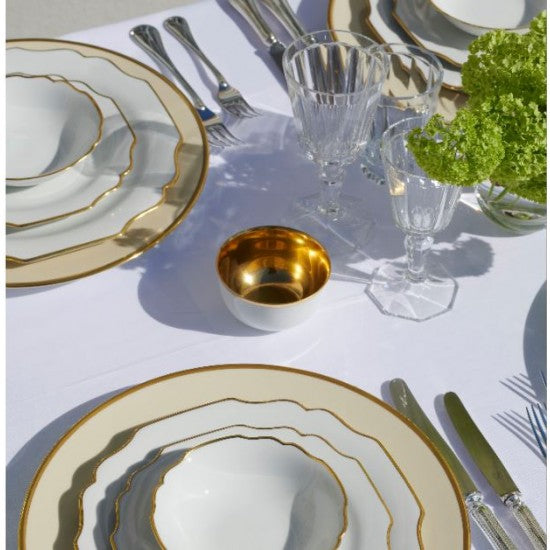 augarten-suppenteller-belvedere-mit-goldrand-21-cm-wiener-porzellan image 2