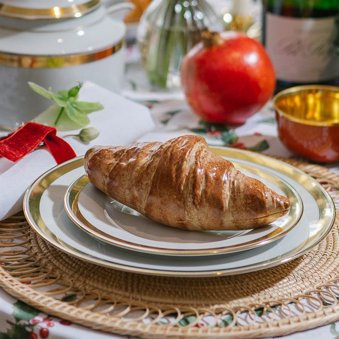 augarten-geschenkset-croissant-porzellandose-mit-croissant-form-schubert image 4