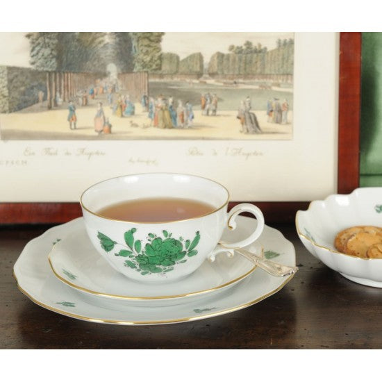 augarten-teetasse-mozart-dekor-maria-theresia-wiener-porzellan image 2