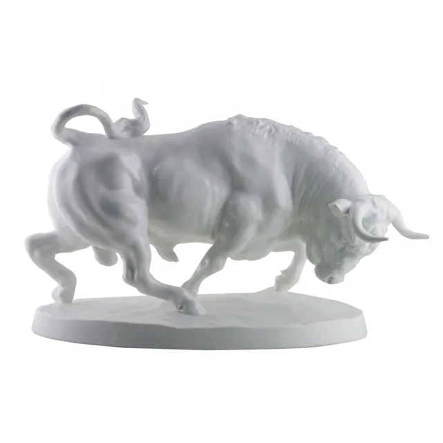 augarten-stier-handgearbeitete-porzellanfigur-aus-der-wiener-manufaktur image 1