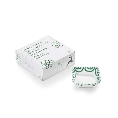 gmundner-keramik-pur-geflammt-gr-n-snackschale-eckig-8-9-x-8-9-cm-in-geschenkbox image 2