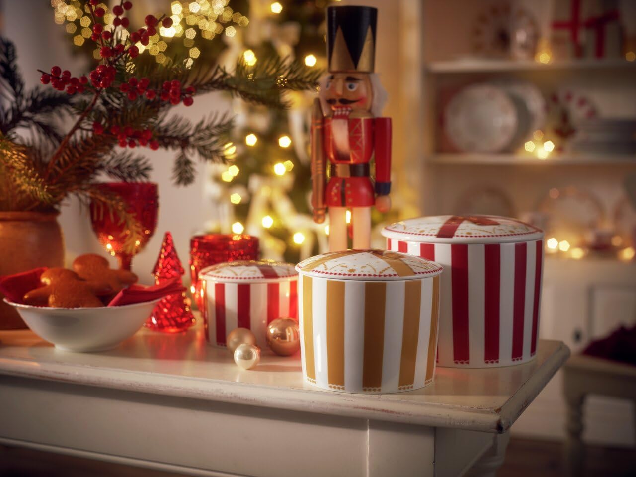 hutschenreuther-christmas-love-dose-mittel-beige-13-x-10-cm-0-74-l image 3