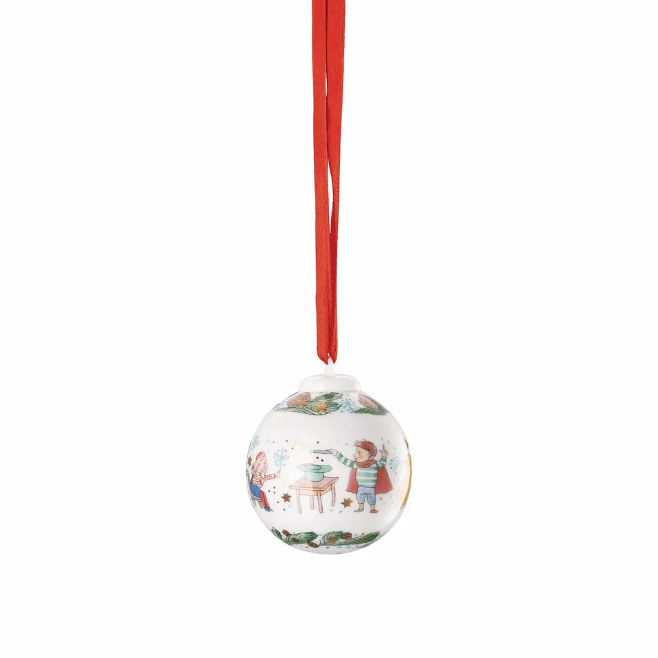 hutschenreuther-weihnachten-sammelkollektion-2025-weihnachtsspiele-porzellan-min image 1