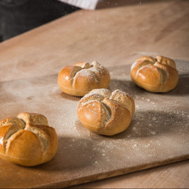 augarten-geschenkset-kaisersemmel-porzellan-dose image 4