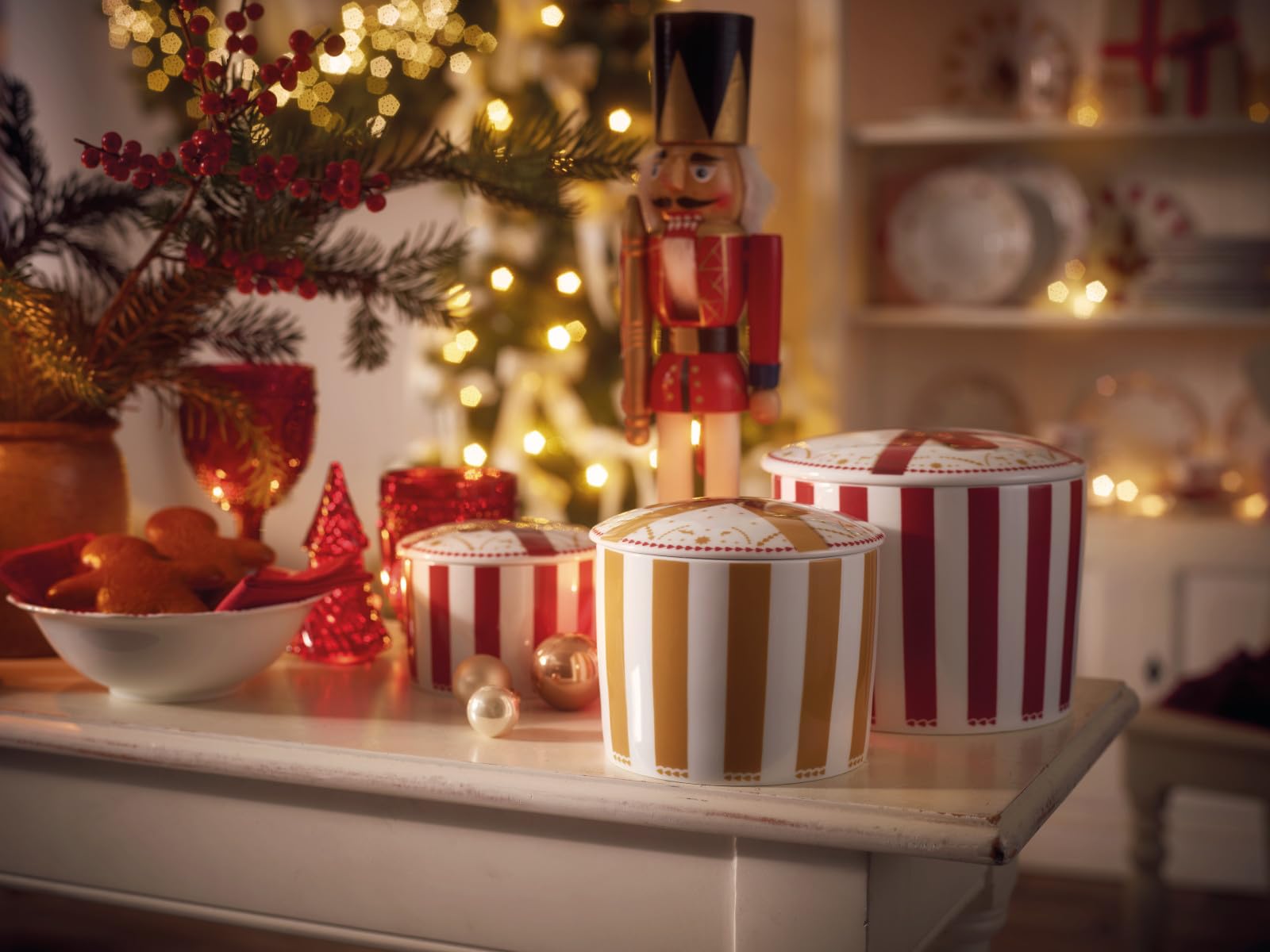 hutschenreuther-christmas-love-glasbecher-10-cm-rot-beige image 4