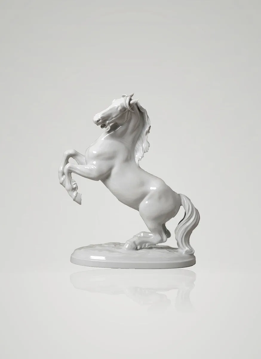 augarten-steigender-hengst-wei-e-porzellanfigur-aus-wien image 1