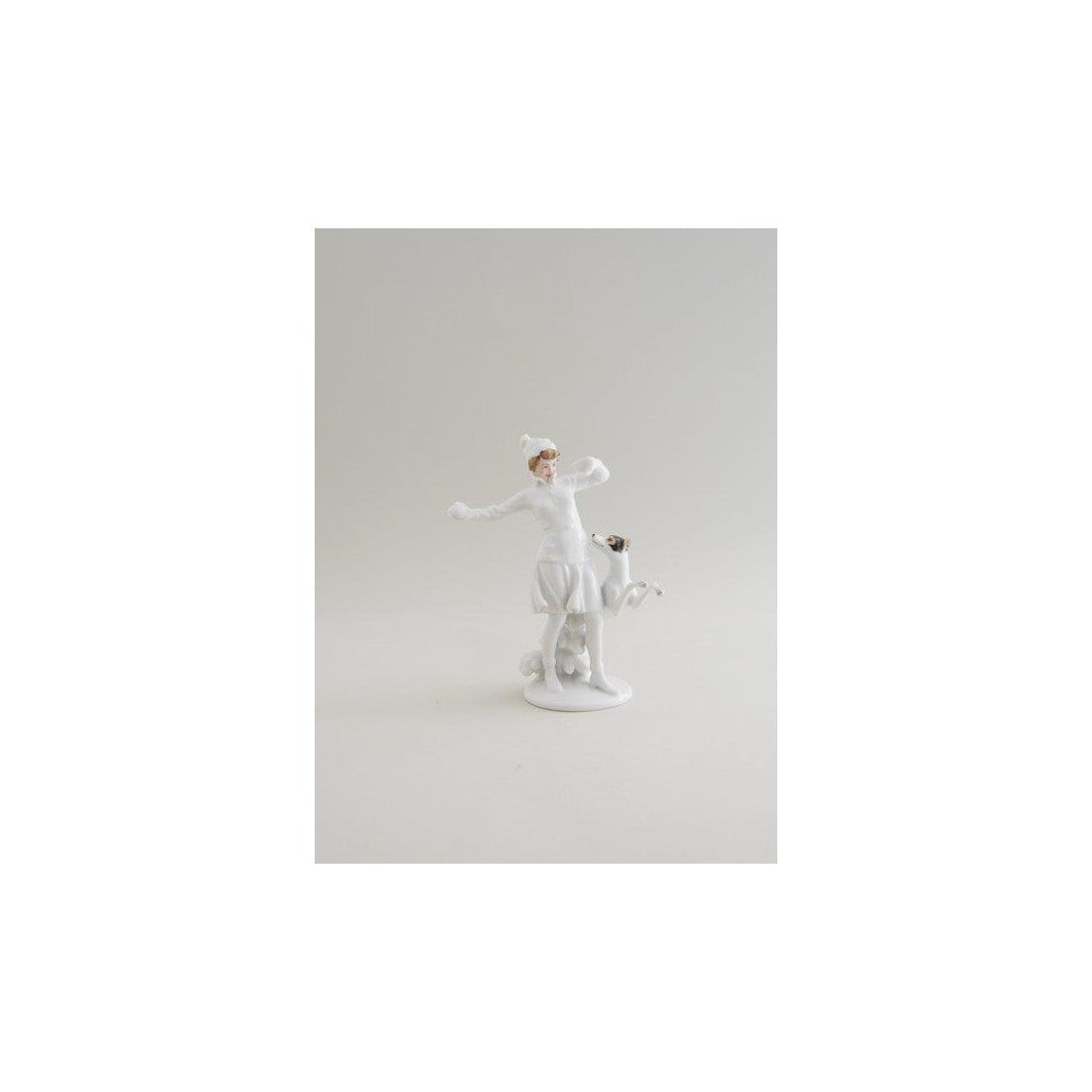 augarten-figur-schneeballwerferin image 1
