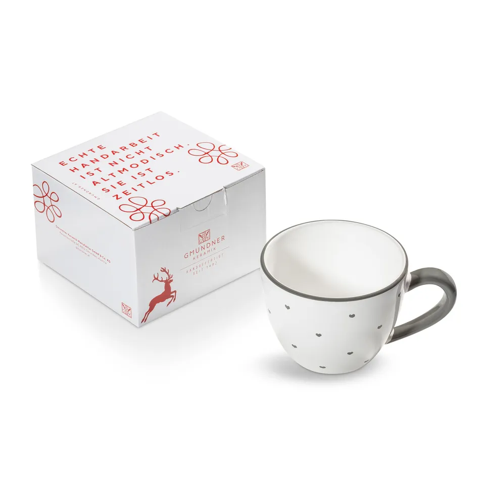 gmundner-keramik-herzerl-grau-teetasse-maxima-0-4-liter-im-geschenkkarton image 1