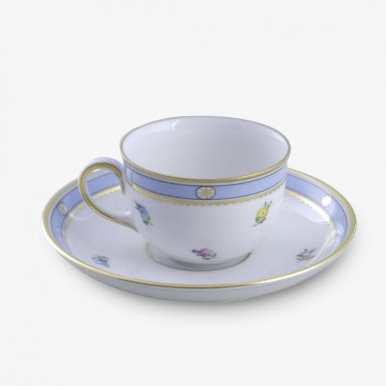 augarten-schubert-espressotasse-streublumen-dekor-mit-hellblauem-band-und-golden image 1